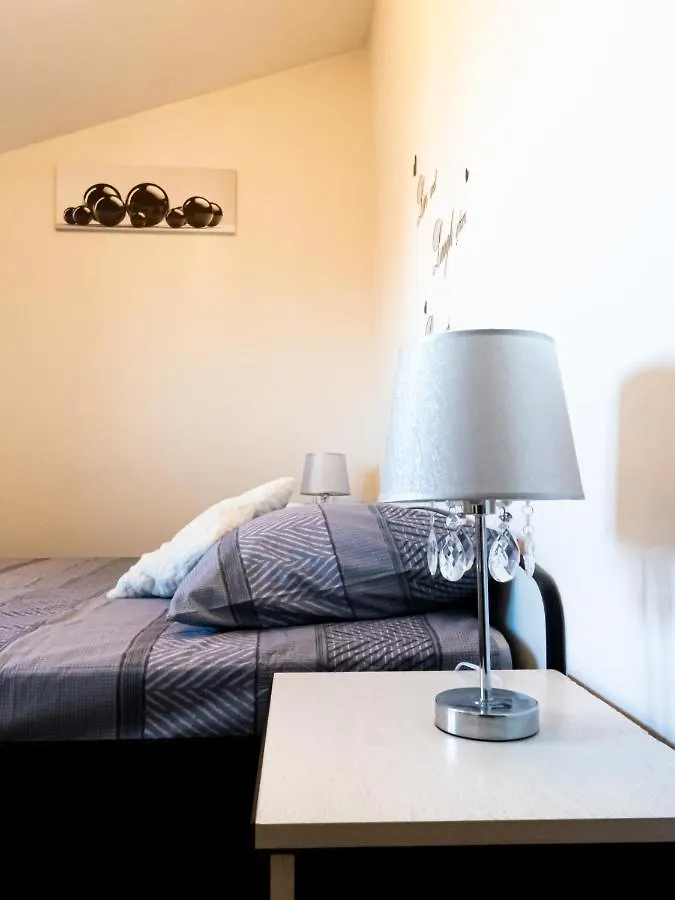 Apartment Sea